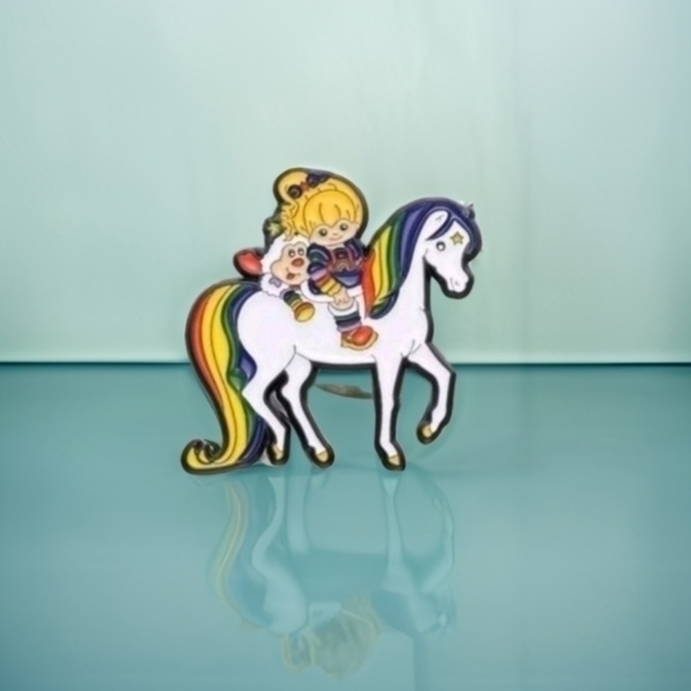 MODCLOTH RETRO RAINBOW BRIGHT UNICORN PIN 🦄 🌈